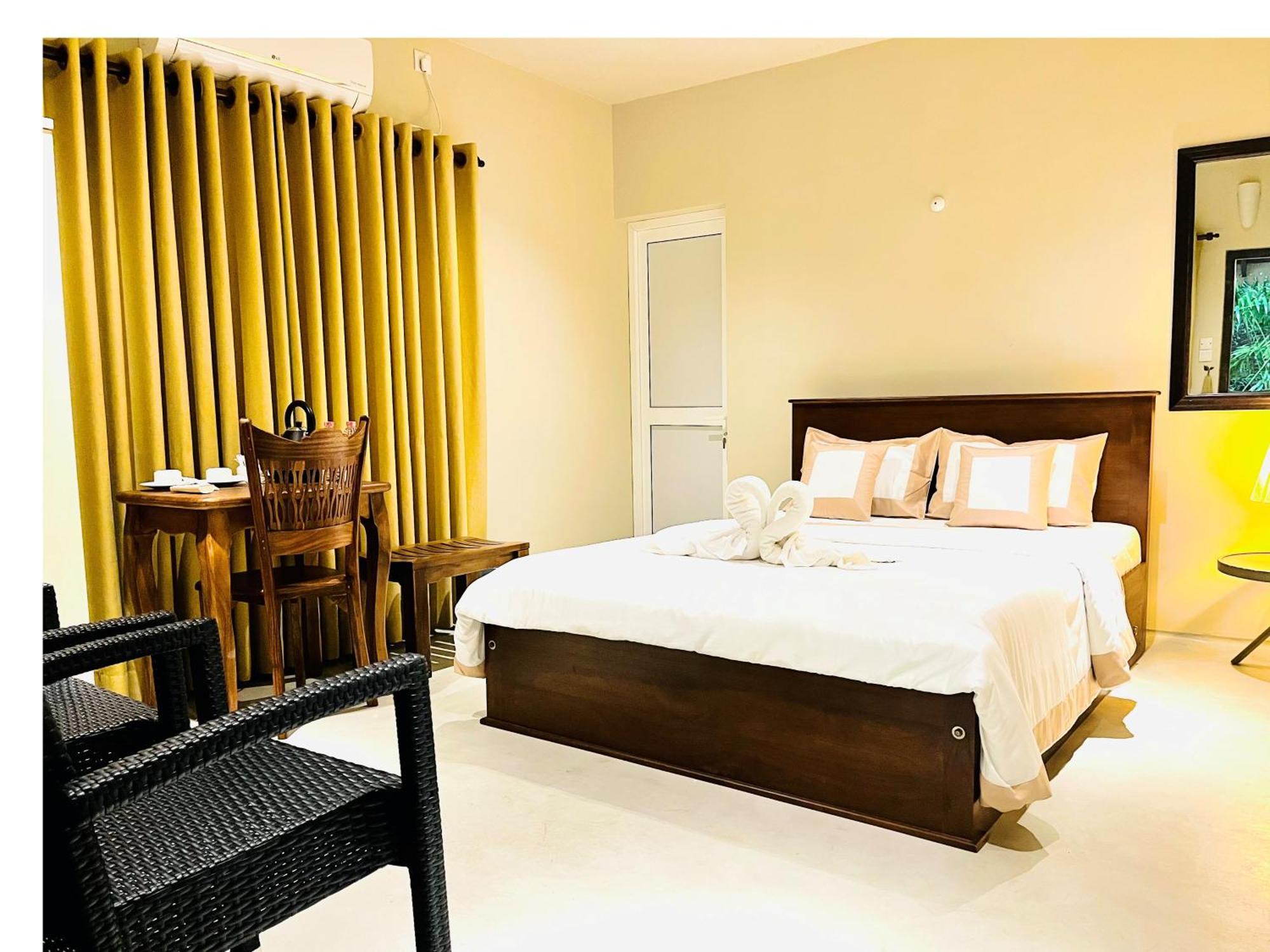 Ceylon Kingsmen Garden Hotel - Katunayake Νεγκόμπο Εξωτερικό φωτογραφία